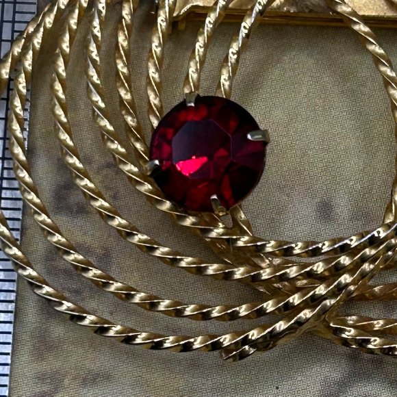 1960s Vintage Round Circles Ruby Red Rhinestone Brooch Pin Abstract Modernist - Picture 3 of 5